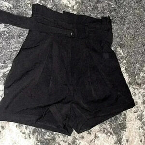 Nasty gal won’t waist your time paper bag belted shorts six NWT